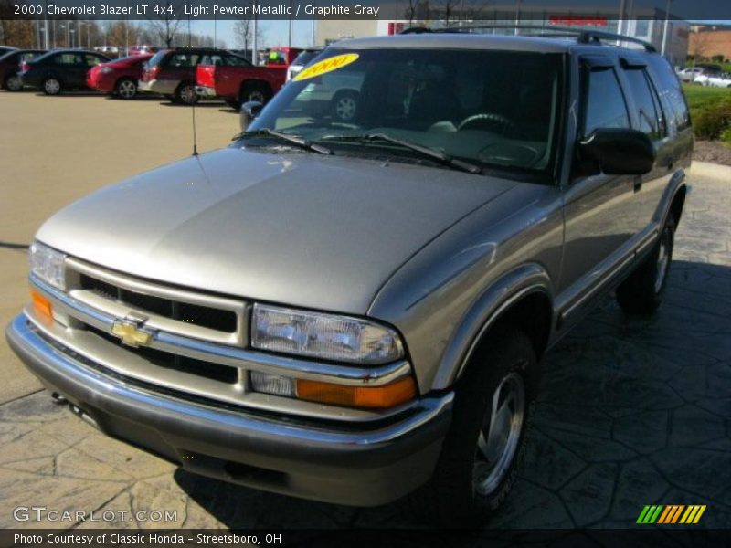 Light Pewter Metallic / Graphite Gray 2000 Chevrolet Blazer LT 4x4