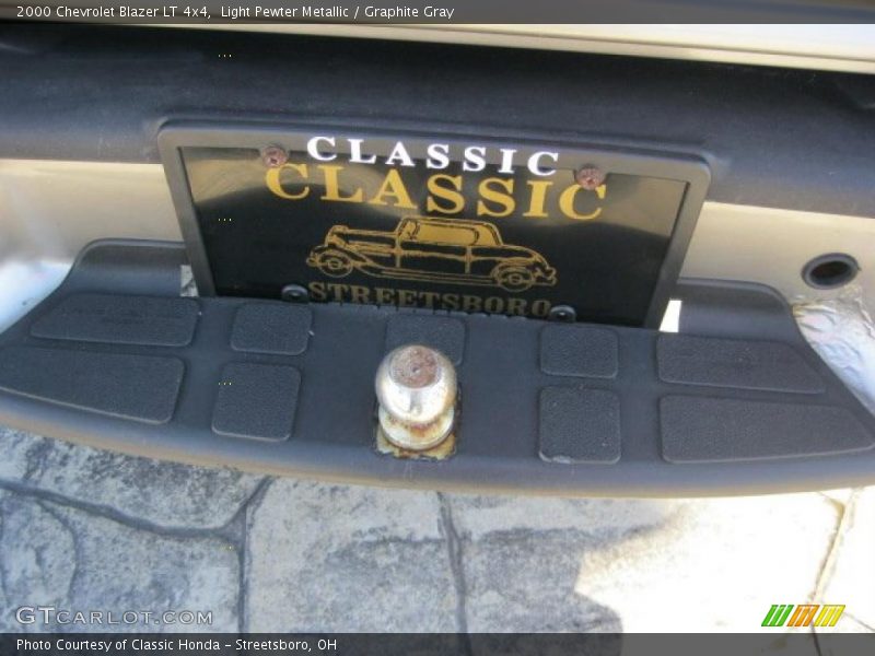 Light Pewter Metallic / Graphite Gray 2000 Chevrolet Blazer LT 4x4