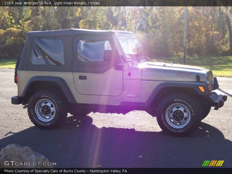 Light Khaki Metallic / Khaki 2004 Jeep Wrangler SE 4x4