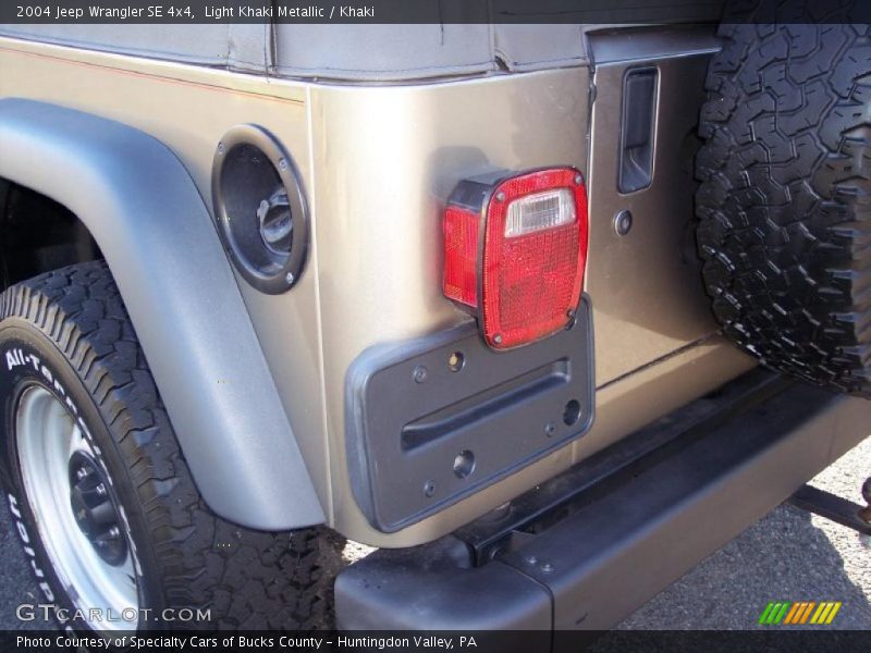 Light Khaki Metallic / Khaki 2004 Jeep Wrangler SE 4x4