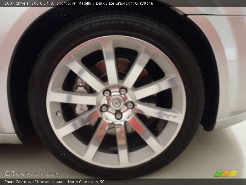  2007 300 C SRT8 Wheel