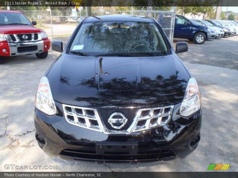 Wicked Black / Gray 2011 Nissan Rogue S