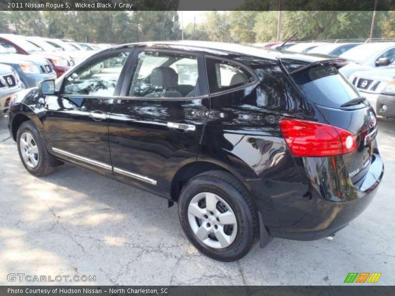 Wicked Black / Gray 2011 Nissan Rogue S