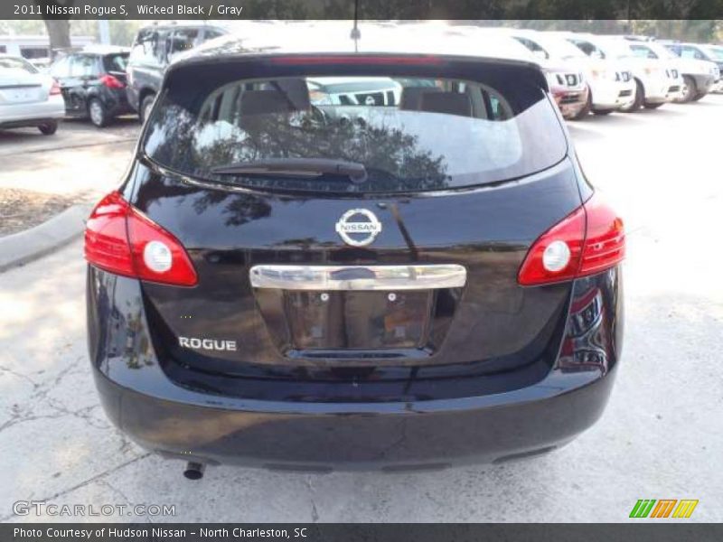 Wicked Black / Gray 2011 Nissan Rogue S