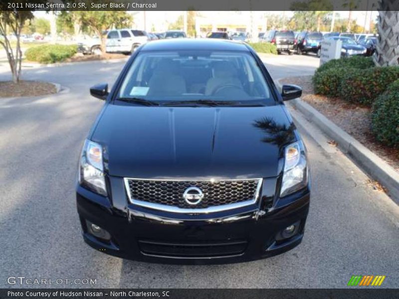 Super Black / Charcoal 2011 Nissan Sentra 2.0 SR