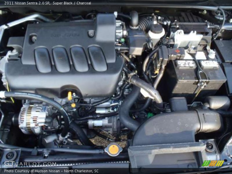 Super Black / Charcoal 2011 Nissan Sentra 2.0 SR