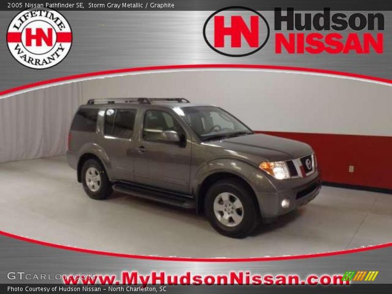 Storm Gray Metallic / Graphite 2005 Nissan Pathfinder SE
