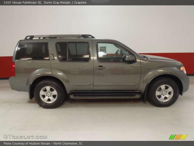 Storm Gray Metallic / Graphite 2005 Nissan Pathfinder SE