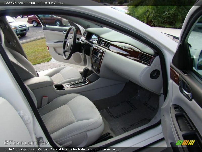 White / Gray 2009 Chevrolet Impala LT