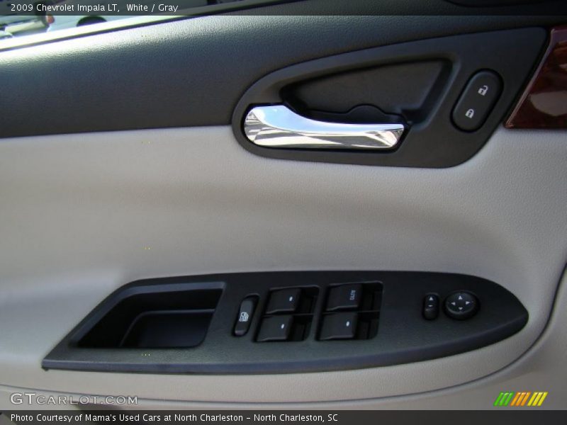 White / Gray 2009 Chevrolet Impala LT
