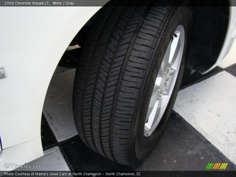 White / Gray 2009 Chevrolet Impala LT