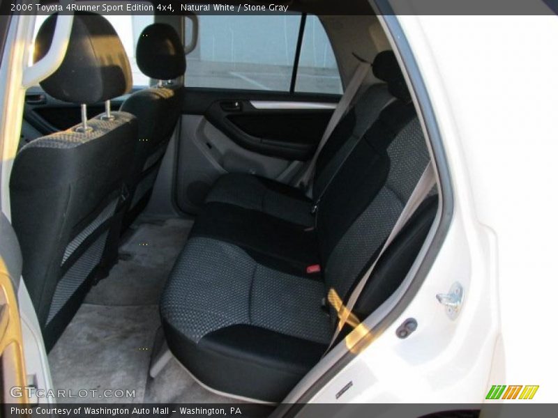 Natural White / Stone Gray 2006 Toyota 4Runner Sport Edition 4x4
