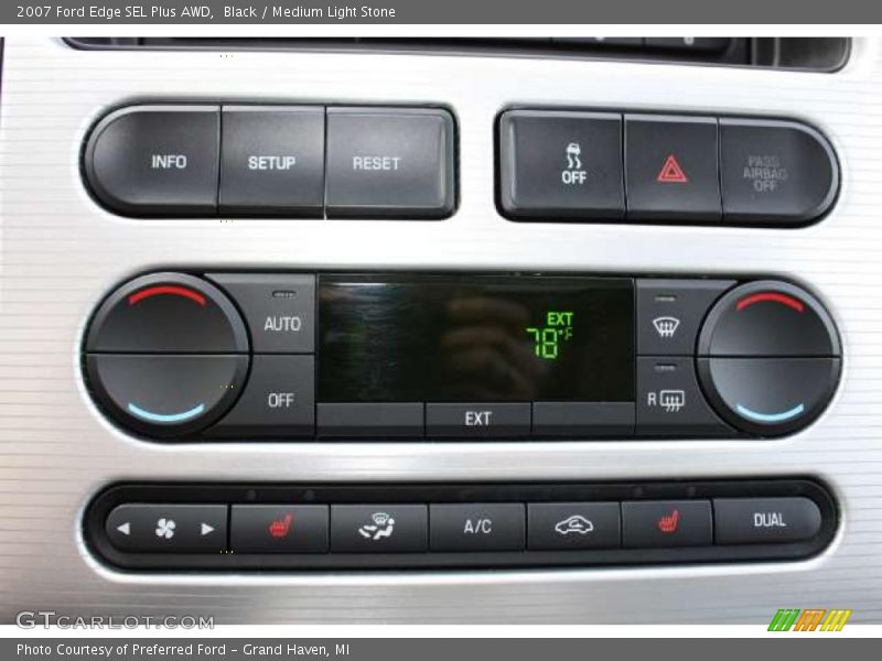 Black / Medium Light Stone 2007 Ford Edge SEL Plus AWD