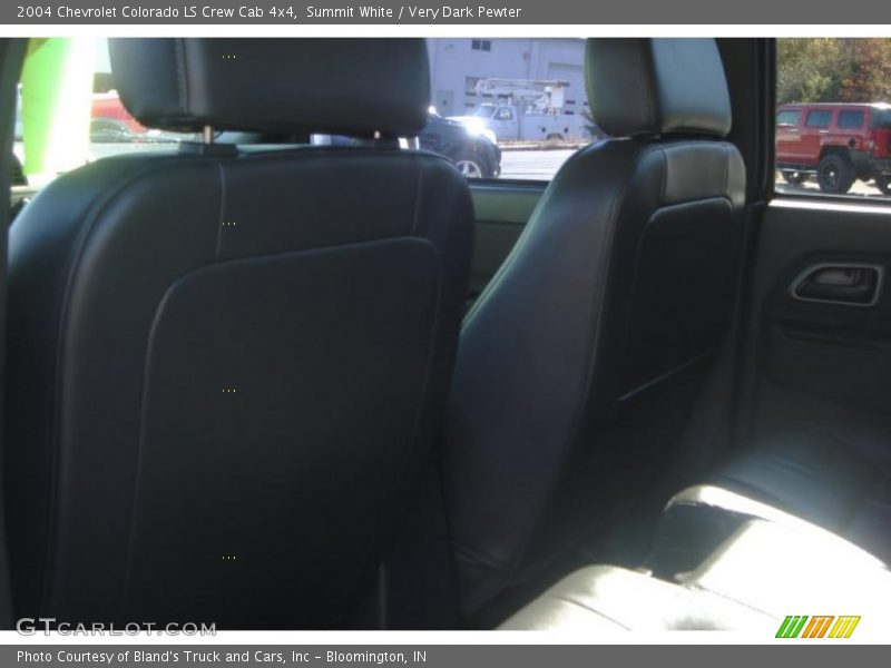 Summit White / Very Dark Pewter 2004 Chevrolet Colorado LS Crew Cab 4x4