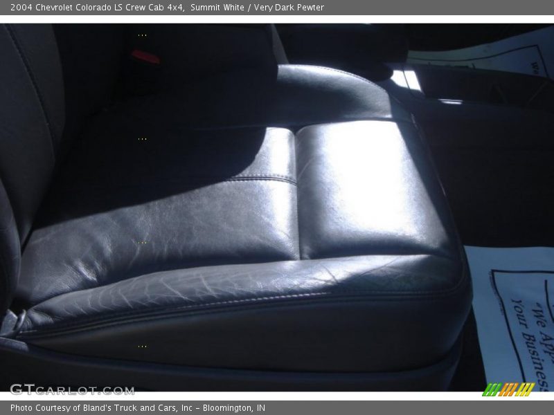 Summit White / Very Dark Pewter 2004 Chevrolet Colorado LS Crew Cab 4x4