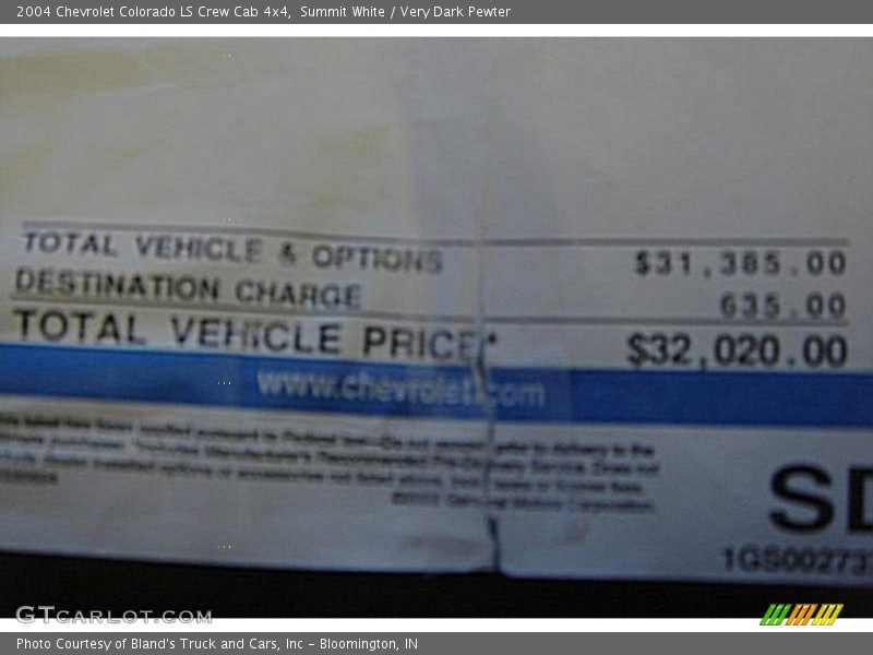 Summit White / Very Dark Pewter 2004 Chevrolet Colorado LS Crew Cab 4x4