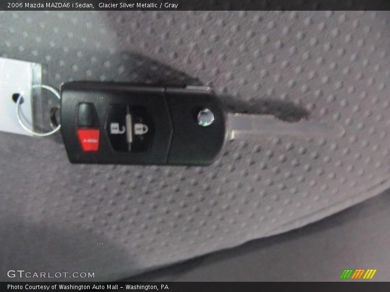Glacier Silver Metallic / Gray 2006 Mazda MAZDA6 i Sedan