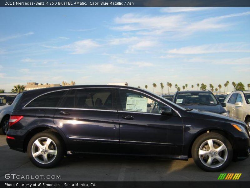Capri Blue Metallic / Ash 2011 Mercedes-Benz R 350 BlueTEC 4Matic