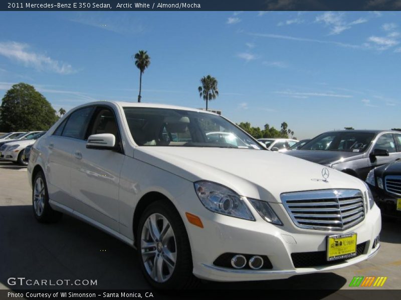 Arctic White / Almond/Mocha 2011 Mercedes-Benz E 350 Sedan