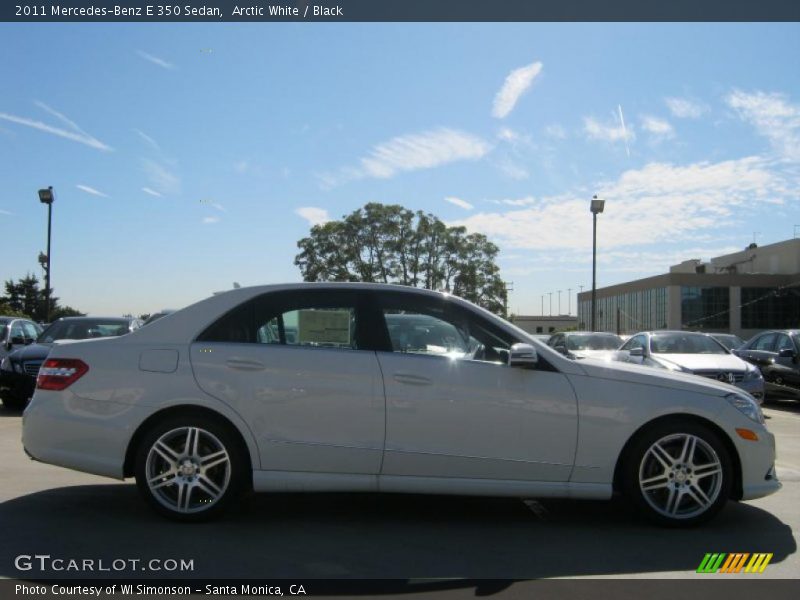 Arctic White / Black 2011 Mercedes-Benz E 350 Sedan