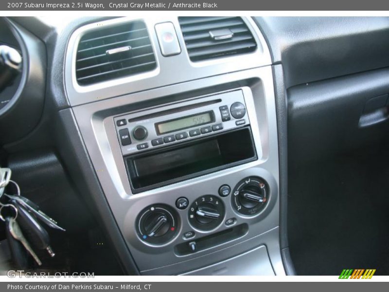 Crystal Gray Metallic / Anthracite Black 2007 Subaru Impreza 2.5i Wagon