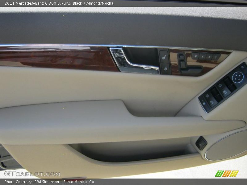 Black / Almond/Mocha 2011 Mercedes-Benz C 300 Luxury