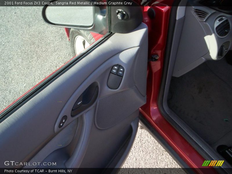 Sangria Red Metallic / Medium Graphite Grey 2001 Ford Focus ZX3 Coupe