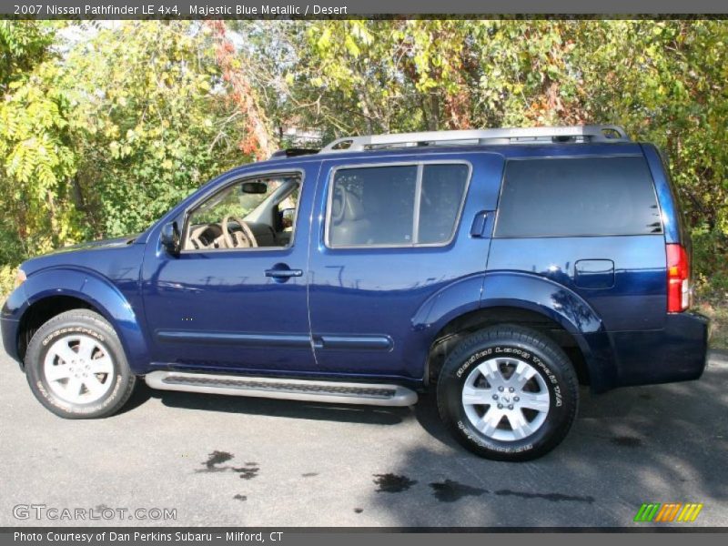 Majestic Blue Metallic / Desert 2007 Nissan Pathfinder LE 4x4