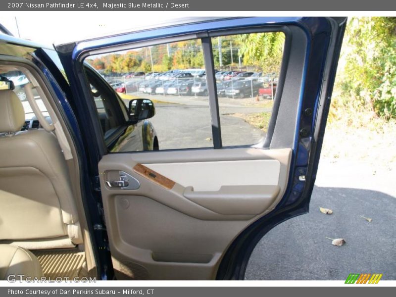 Majestic Blue Metallic / Desert 2007 Nissan Pathfinder LE 4x4