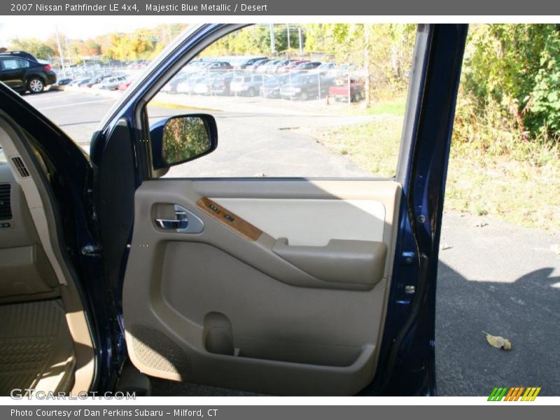 Majestic Blue Metallic / Desert 2007 Nissan Pathfinder LE 4x4
