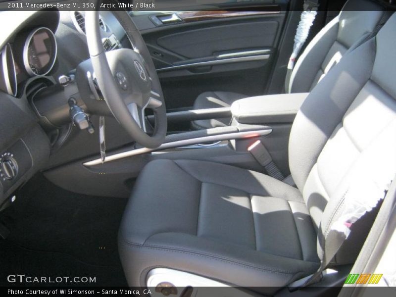 Arctic White / Black 2011 Mercedes-Benz ML 350