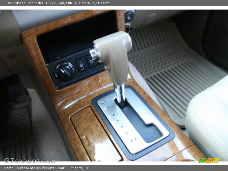 Majestic Blue Metallic / Desert 2007 Nissan Pathfinder LE 4x4