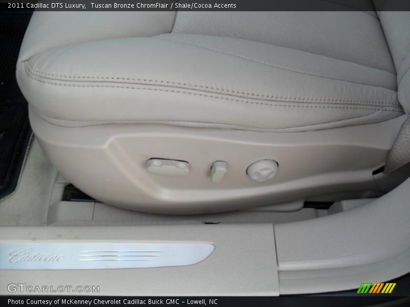 Tuscan Bronze ChromFlair / Shale/Cocoa Accents 2011 Cadillac DTS Luxury