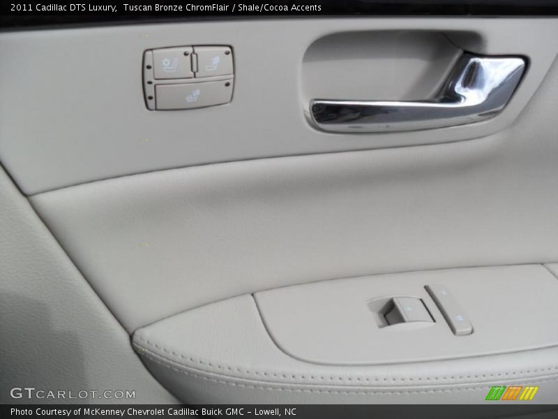 Tuscan Bronze ChromFlair / Shale/Cocoa Accents 2011 Cadillac DTS Luxury