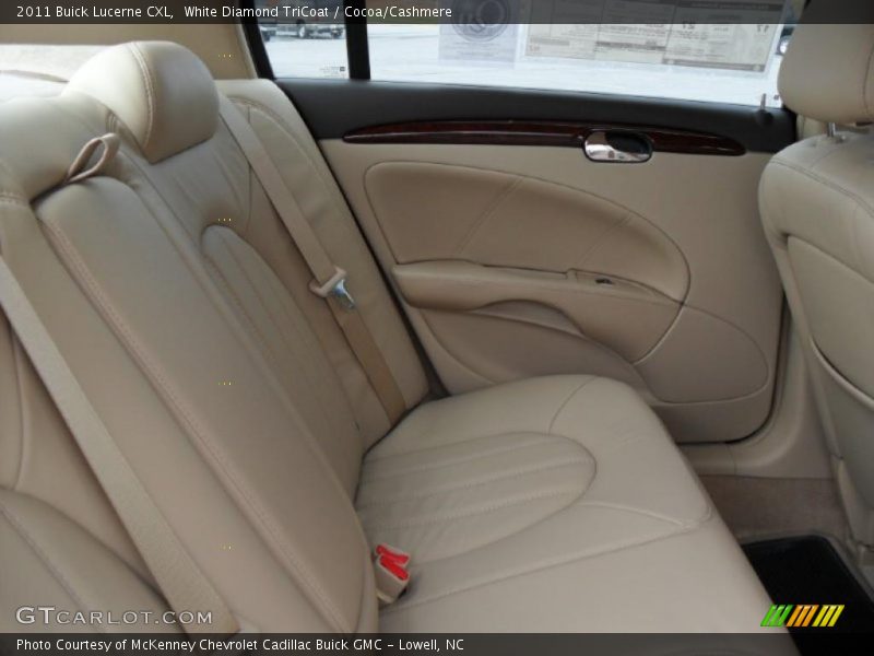  2011 Lucerne CXL Cocoa/Cashmere Interior