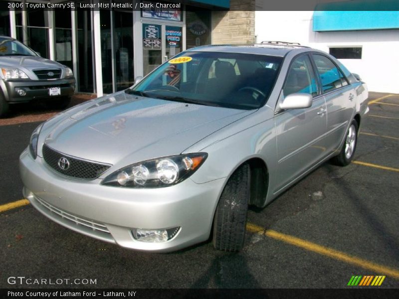 Lunar Mist Metallic / Dark Charcoal 2006 Toyota Camry SE