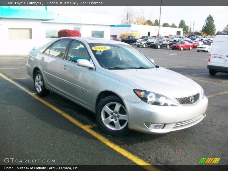Lunar Mist Metallic / Dark Charcoal 2006 Toyota Camry SE