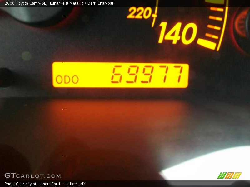 Lunar Mist Metallic / Dark Charcoal 2006 Toyota Camry SE