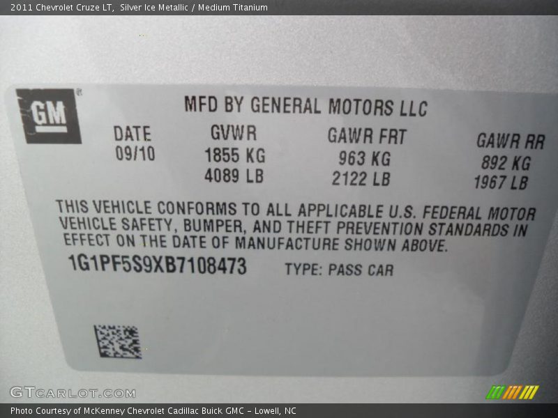 Silver Ice Metallic / Medium Titanium 2011 Chevrolet Cruze LT