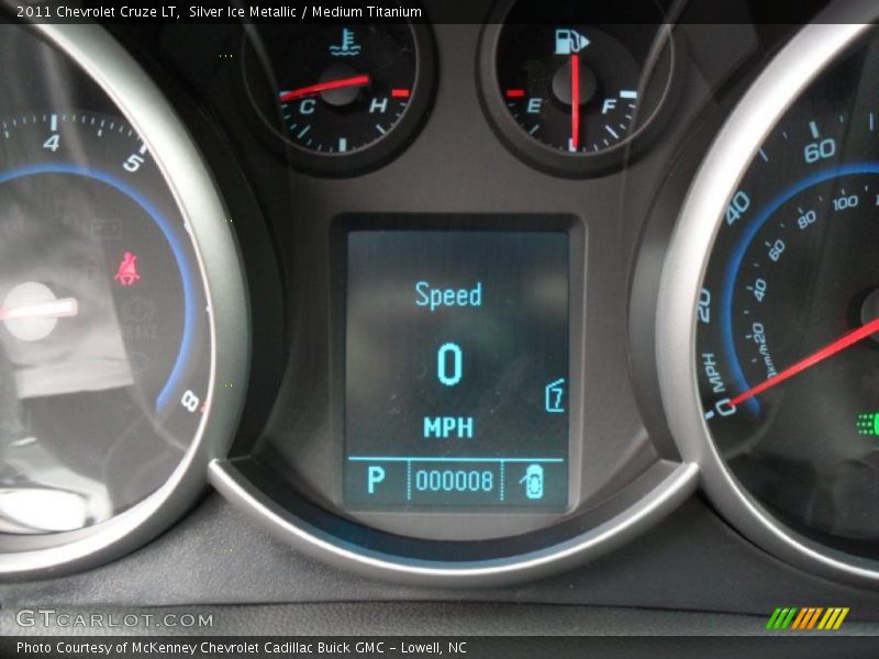 Silver Ice Metallic / Medium Titanium 2011 Chevrolet Cruze LT