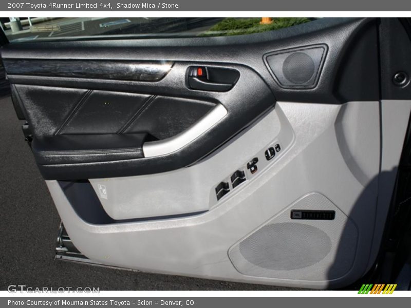 Door Panel of 2007 4Runner Limited 4x4