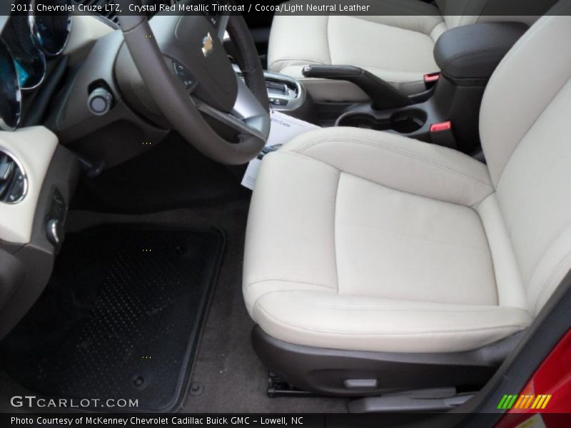  2011 Cruze LTZ Cocoa/Light Neutral Leather Interior