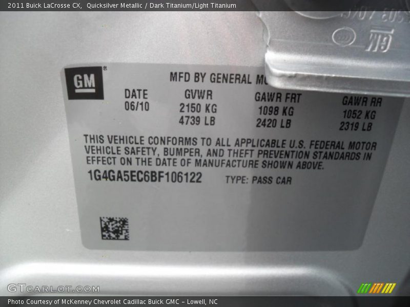 Quicksilver Metallic / Dark Titanium/Light Titanium 2011 Buick LaCrosse CX