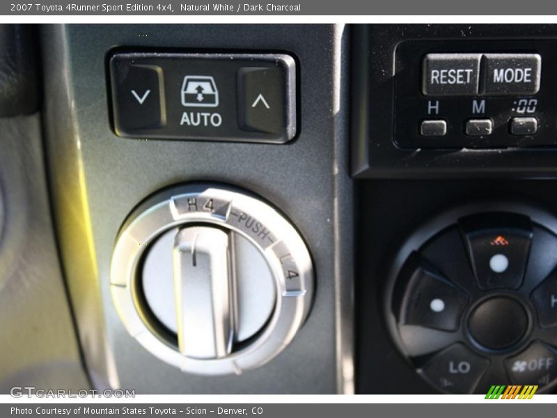 Natural White / Dark Charcoal 2007 Toyota 4Runner Sport Edition 4x4