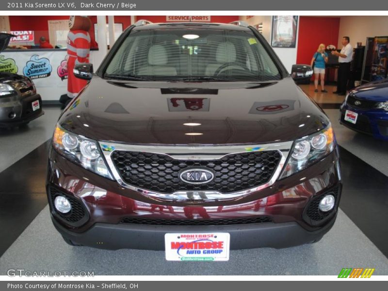 Dark Cherry / Beige 2011 Kia Sorento LX V6