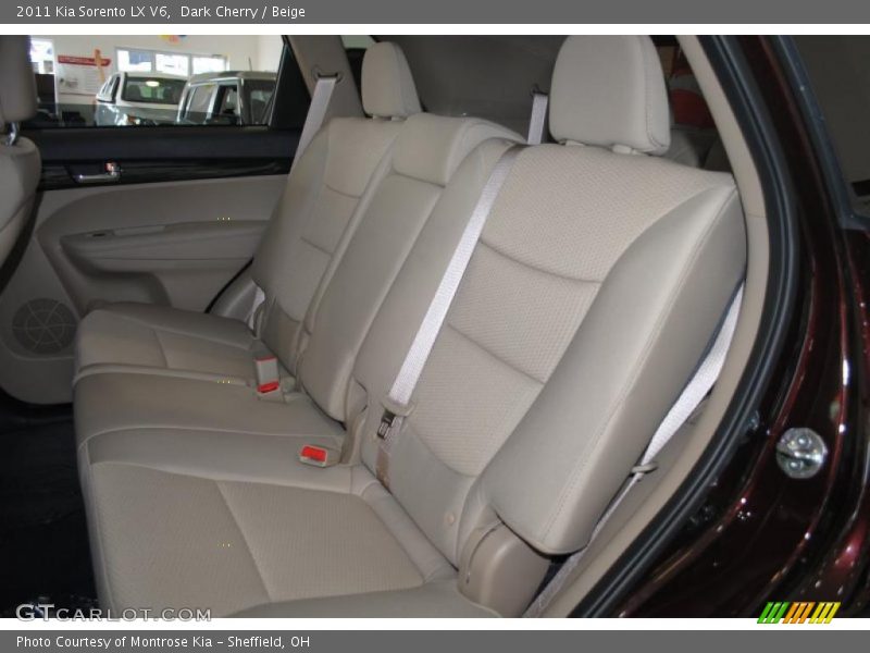  2011 Sorento LX V6 Beige Interior