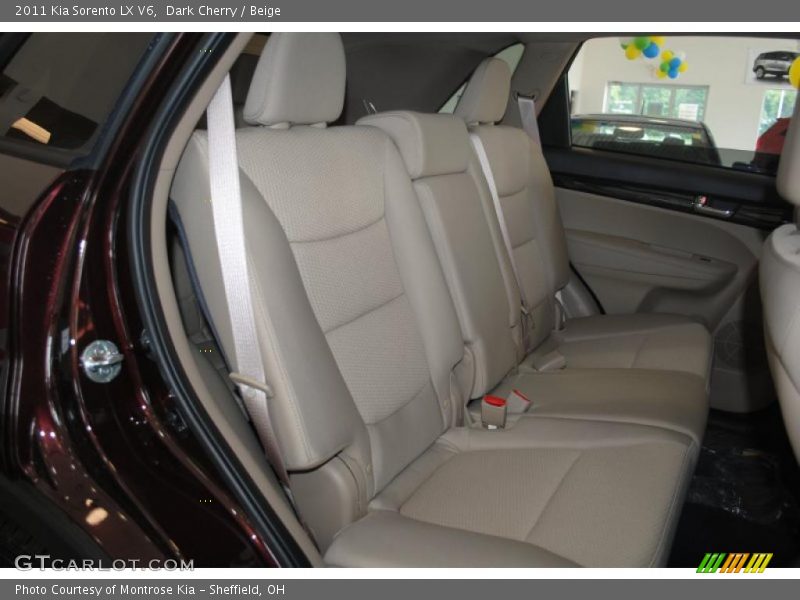  2011 Sorento LX V6 Beige Interior