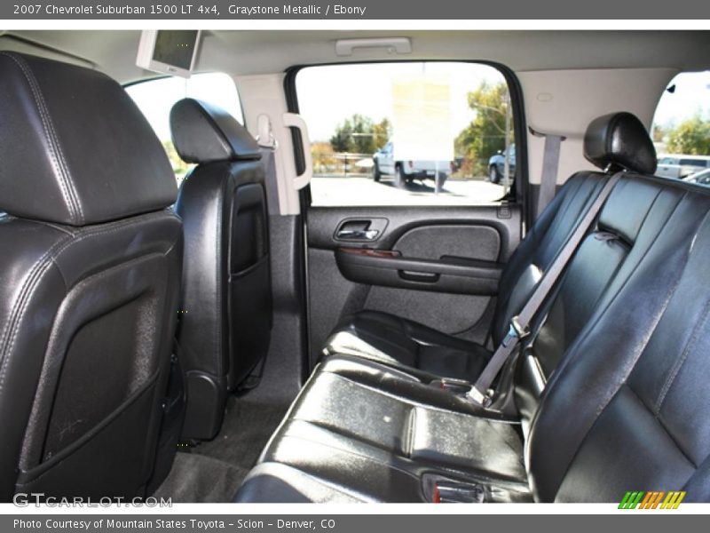Graystone Metallic / Ebony 2007 Chevrolet Suburban 1500 LT 4x4