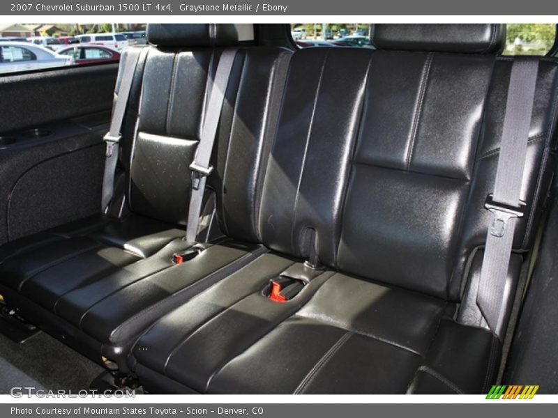 Graystone Metallic / Ebony 2007 Chevrolet Suburban 1500 LT 4x4