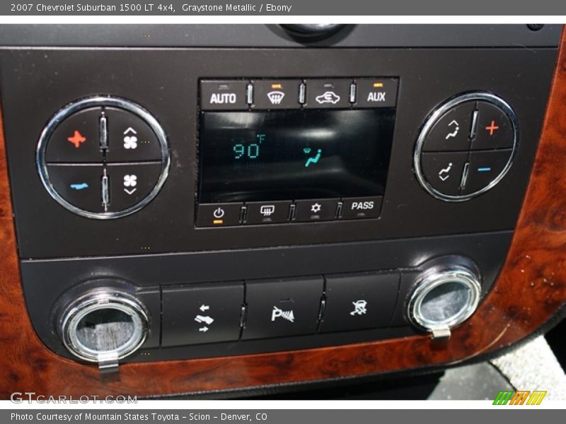 Graystone Metallic / Ebony 2007 Chevrolet Suburban 1500 LT 4x4